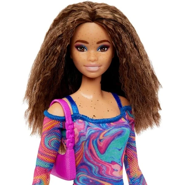 Mattel Barbie Fashionistas-Puppe Mit Gekrepptem Haar Und Sommersprossen – Bild 3