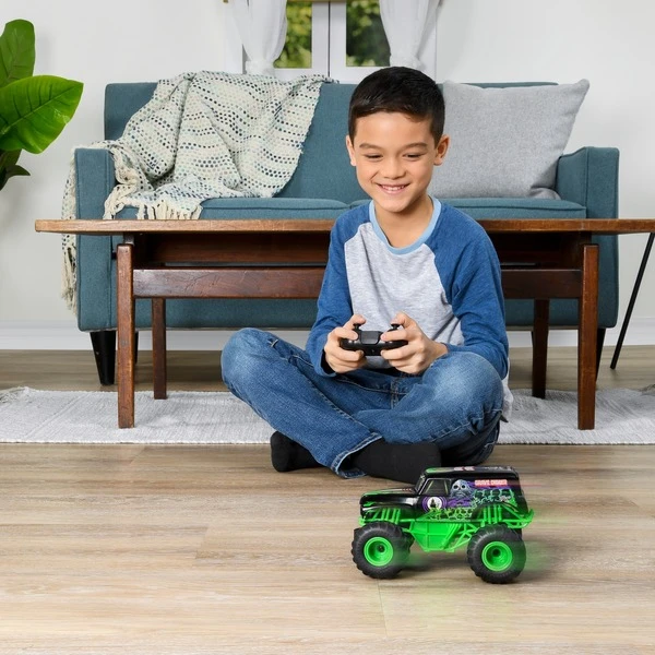 Spin Master Monster Jam Grave Digger, RC – Bild 6